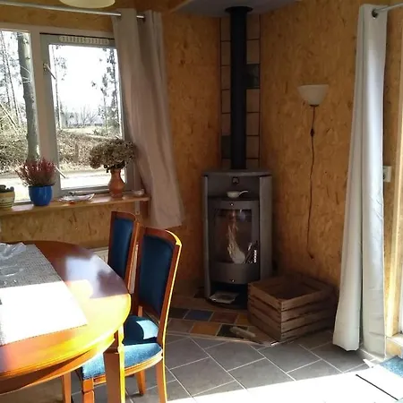 Holiday home Vrijstaande Tiny House In De Natuur.